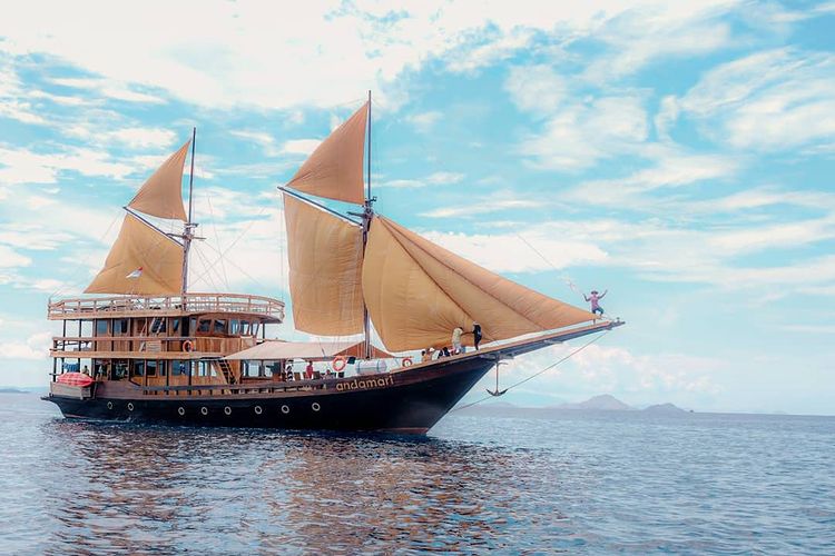 Boat Rental Package “Andamari” Liveaboard – Phinisi Charter – Labuan Bajo 2022